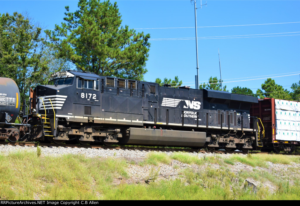 NS 8172